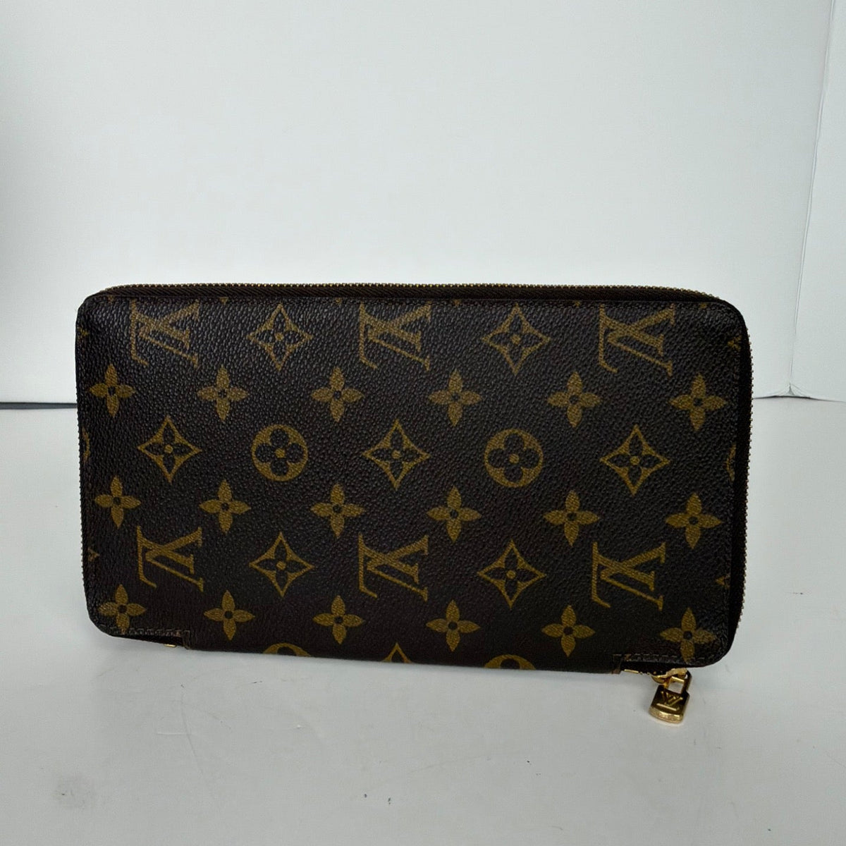 Actual item photo 1: Louis Vuitton Monogram zip-around wallet