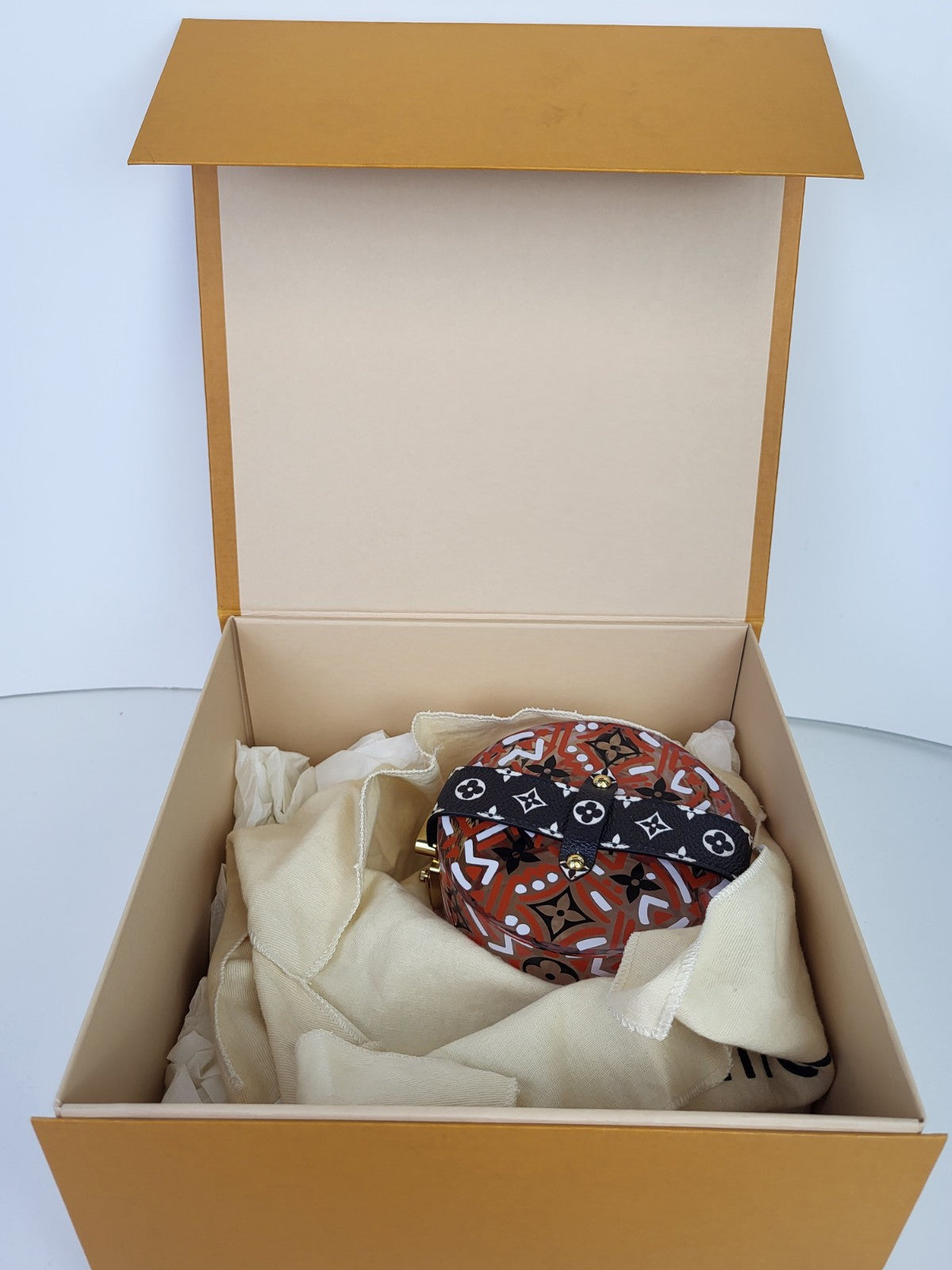Louis Vuitton Transparent Plexiglass Monogram Giant Crafty Box Scott Rouge