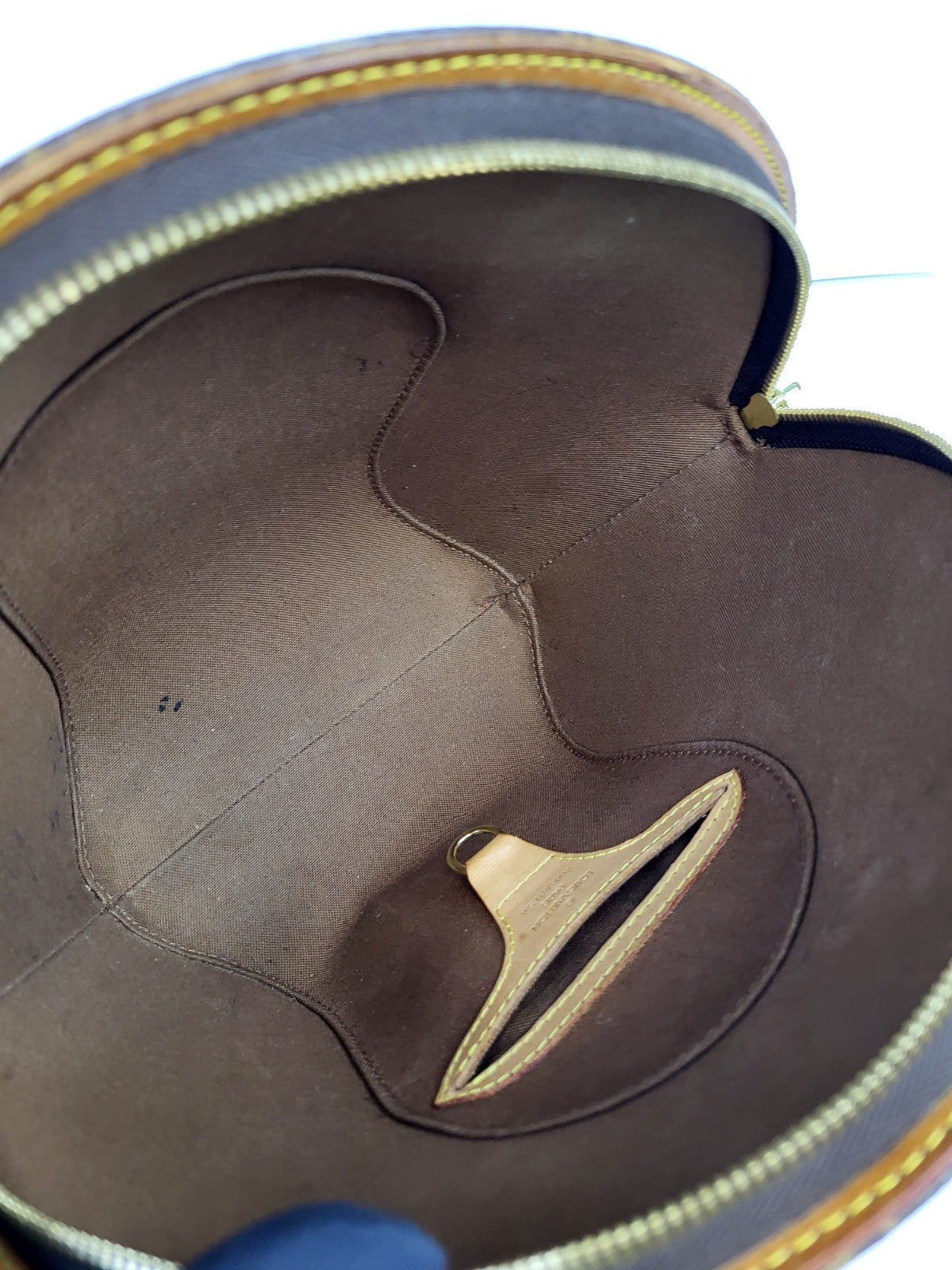 Louis Vuitton LV Ellipse PM Handbag Monogram Leather Vintage 