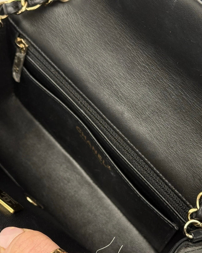CHANEL Mini Rectangular Quilted Flap Bag
