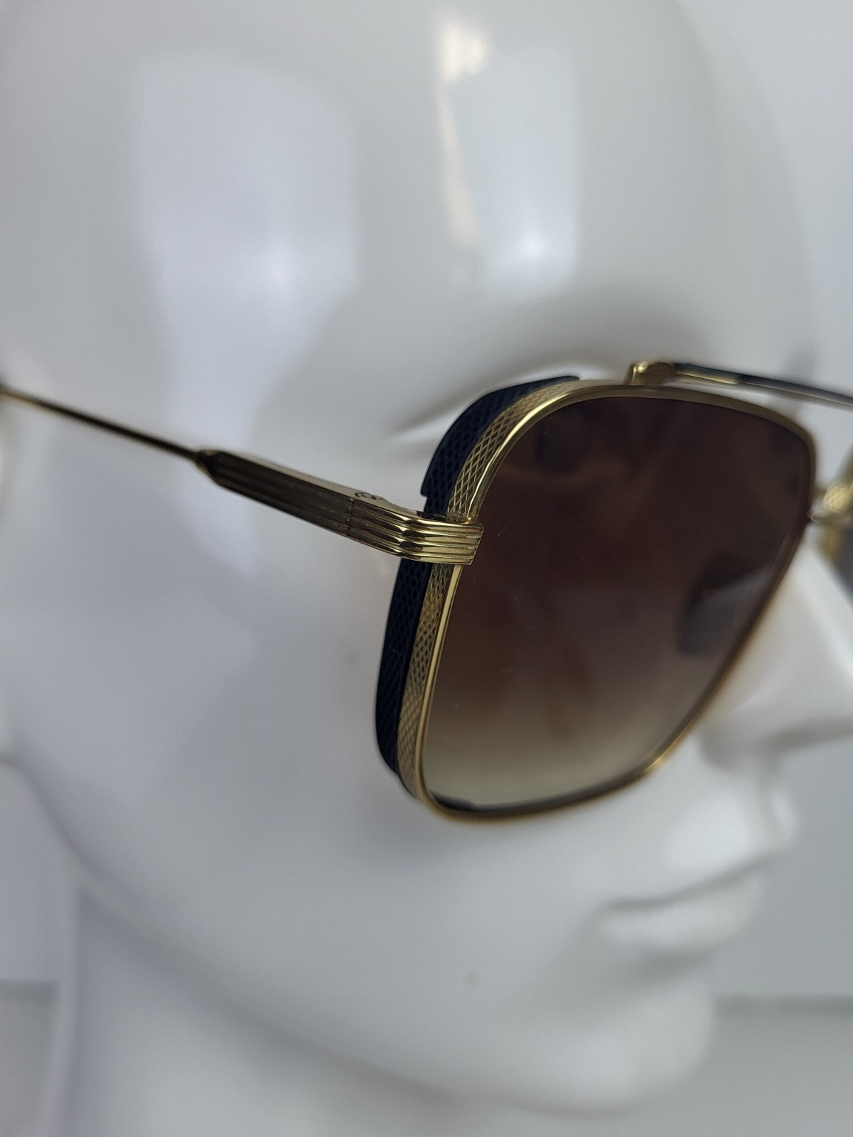 LUXURIATOR BY FRANCO Sunglasses Gold Frame 