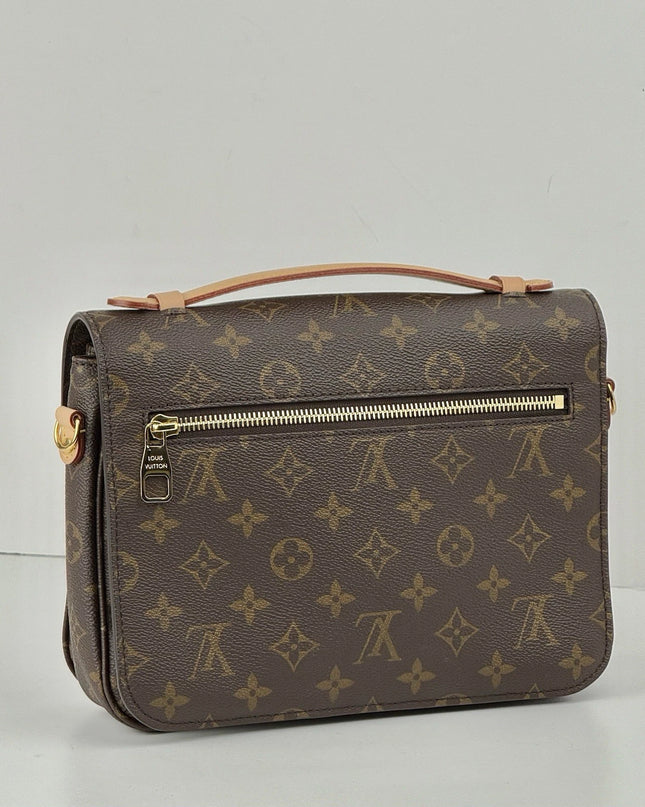 LOUIS VUITTON Monogram Pochette Metis Shoulder Bag
