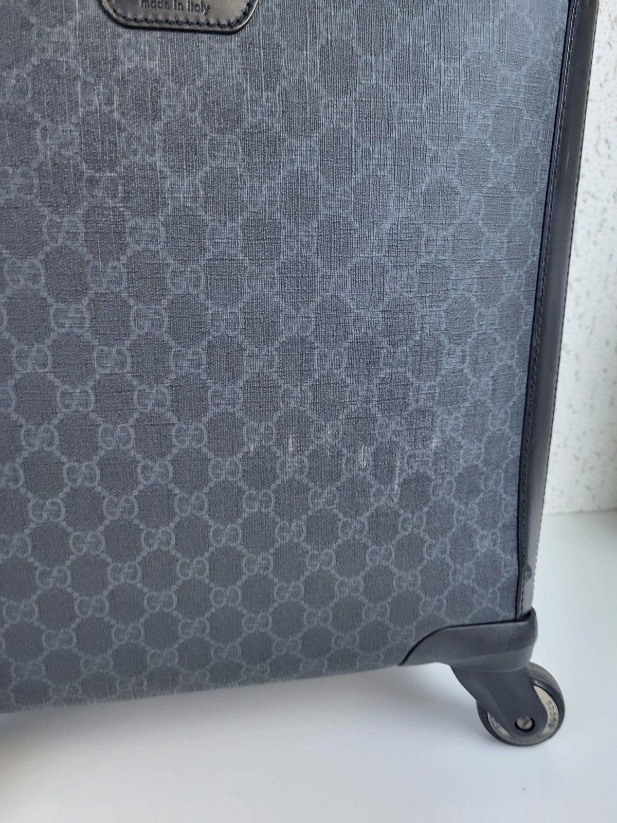 Gucci Suitcase Supreme Monogram Four Wheel Carry On Black Grey